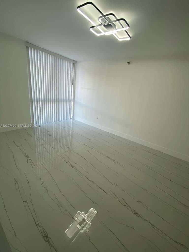 7832 Collins Ave # 201, Miami Beach FL 33141 — 14