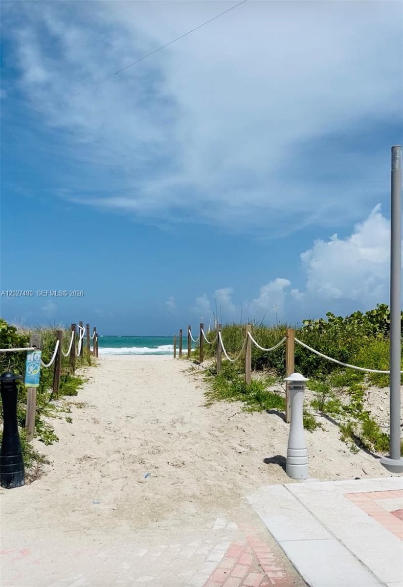 7832 Collins Ave # 201, Miami Beach FL 33141 — 35