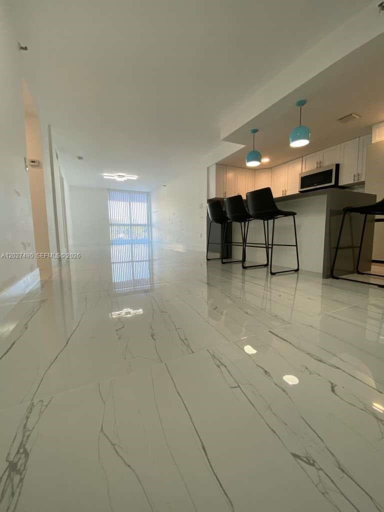 7832 Collins Ave # 201, Miami Beach FL 33141 — 21