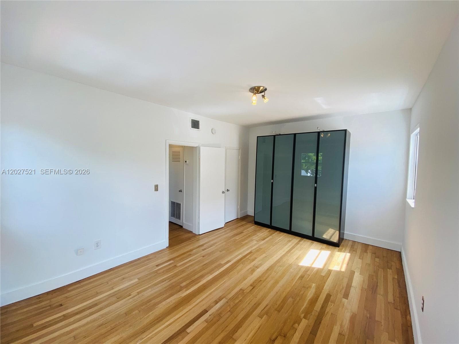 6881 Bay Dr # 11, Miami Beach FL 33141 — 13
