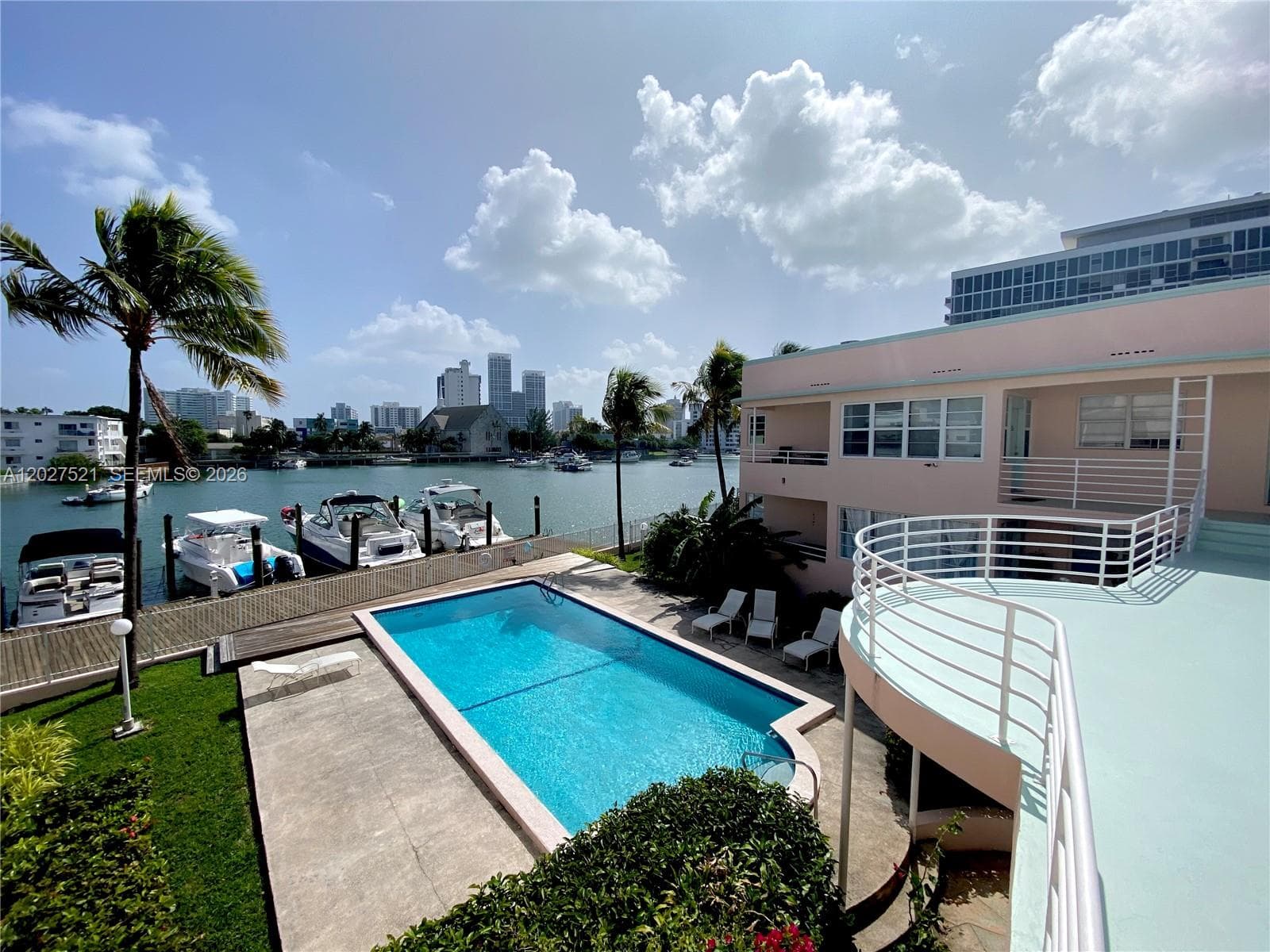6881 Bay Dr # 11, Miami Beach FL 33141 — 16