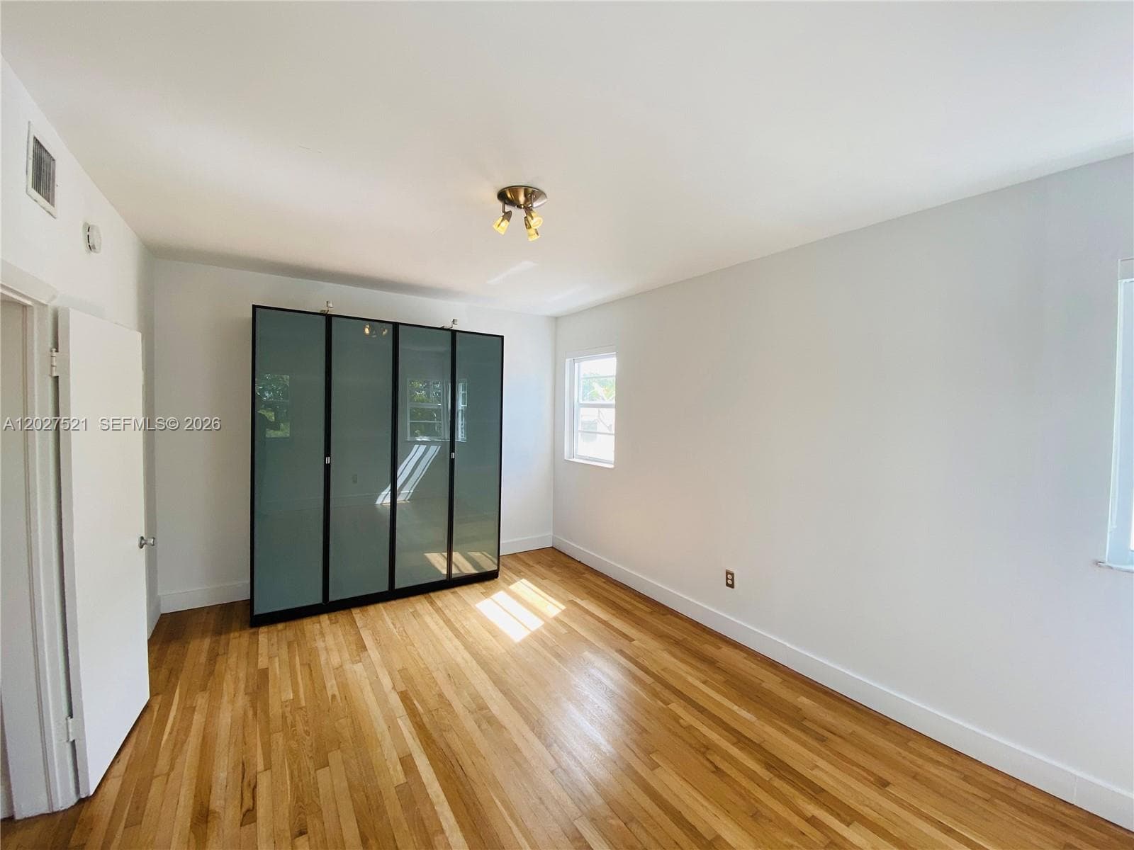 6881 Bay Dr # 11, Miami Beach FL 33141 — 14