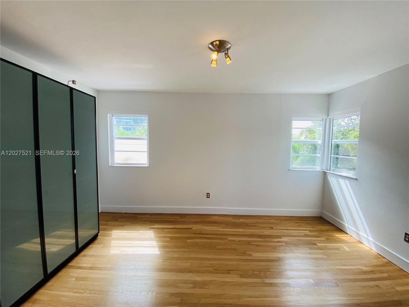 6881 Bay Dr # 11, Miami Beach FL 33141 — 15