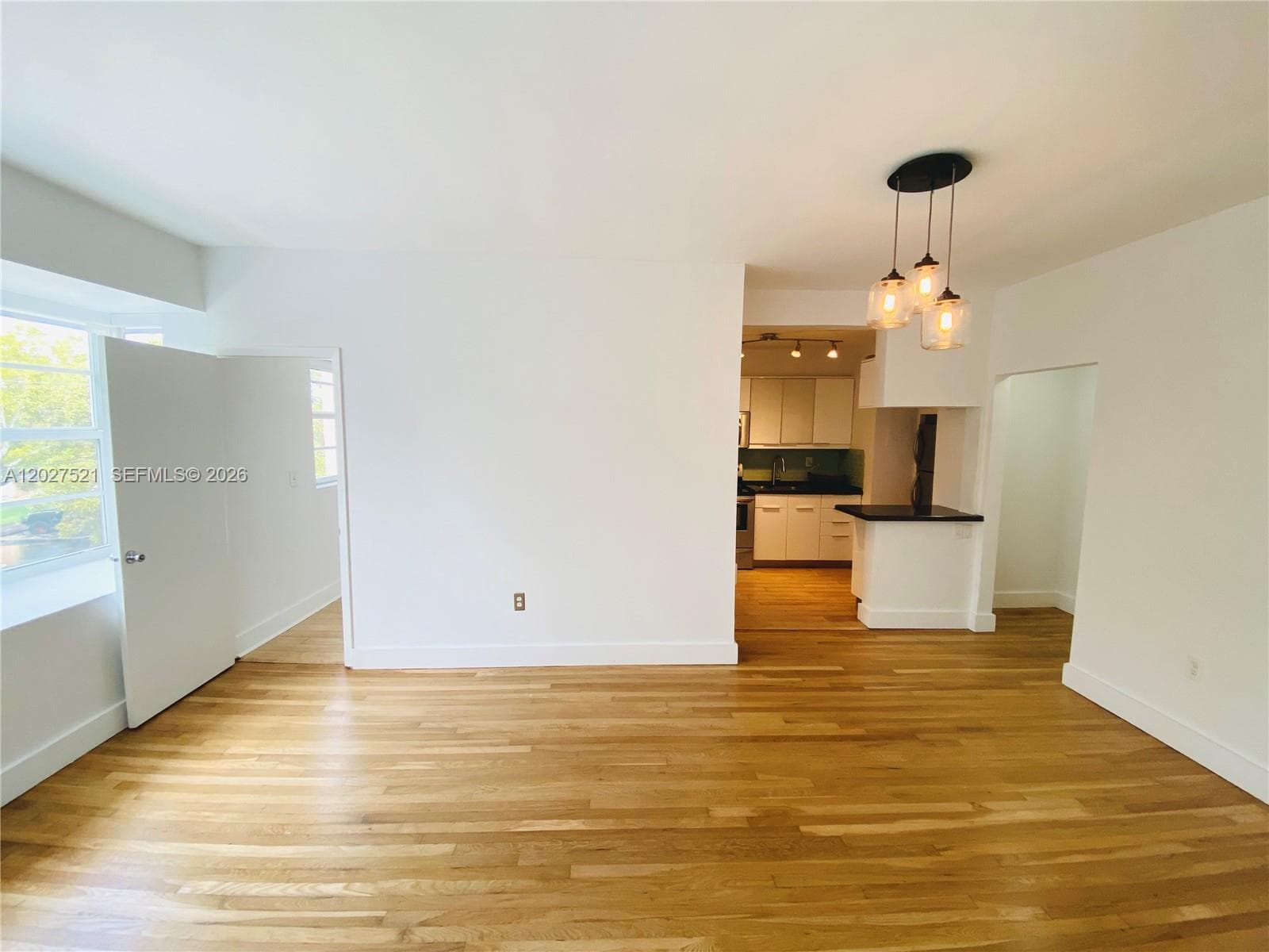 6881 Bay Dr # 11, Miami Beach FL 33141 — 4
