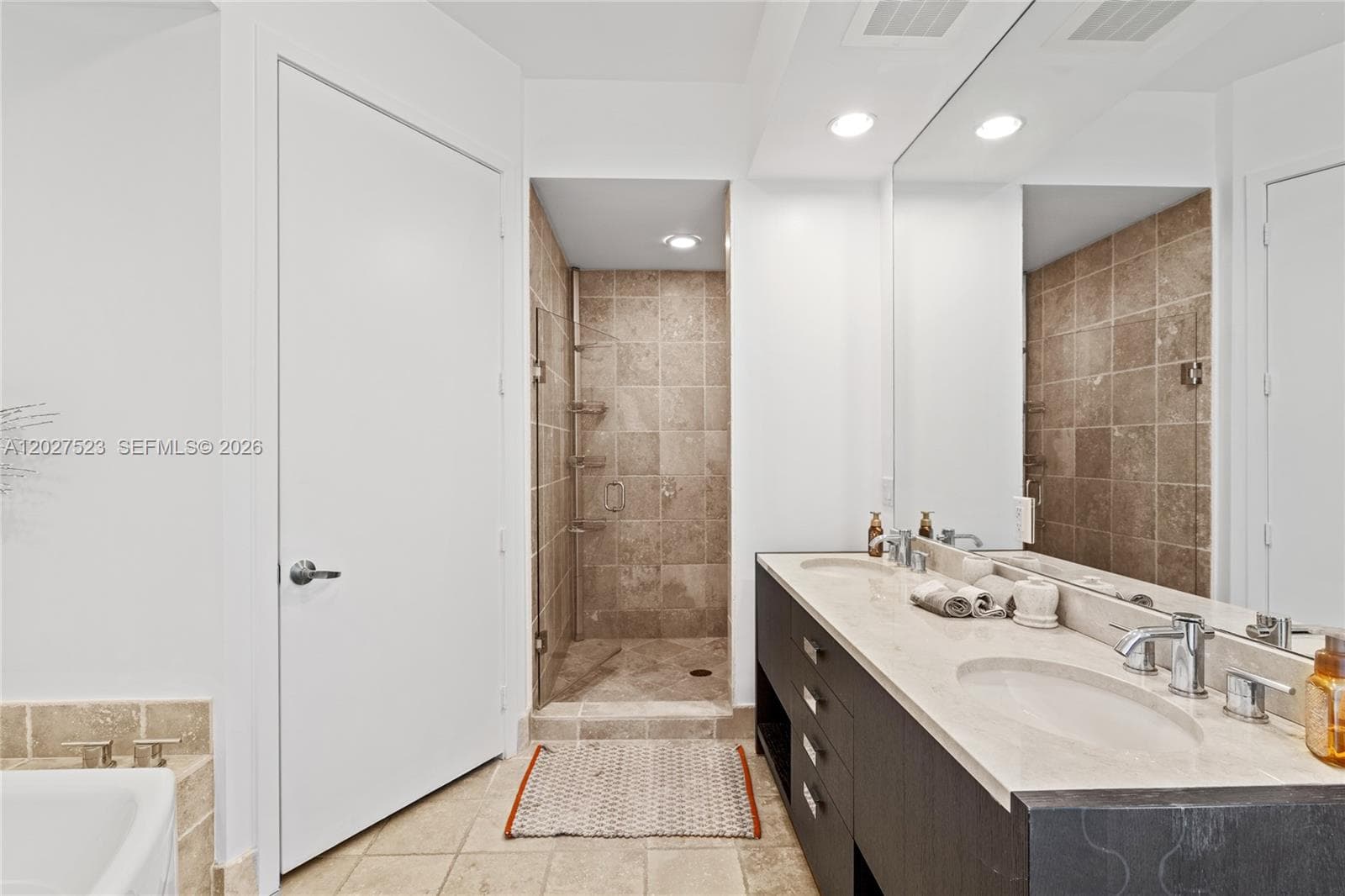 18201 Collins Ave # 4209, Sunny Isles Beach FL 33160 — 22