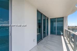 17111 Biscayne Blvd # 1210, North Miami Beach FL 33160 — 33
