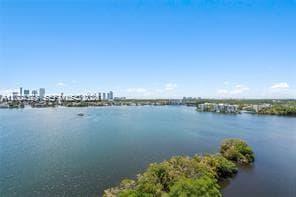 17111 Biscayne Blvd # 1210, North Miami Beach FL 33160 — 68
