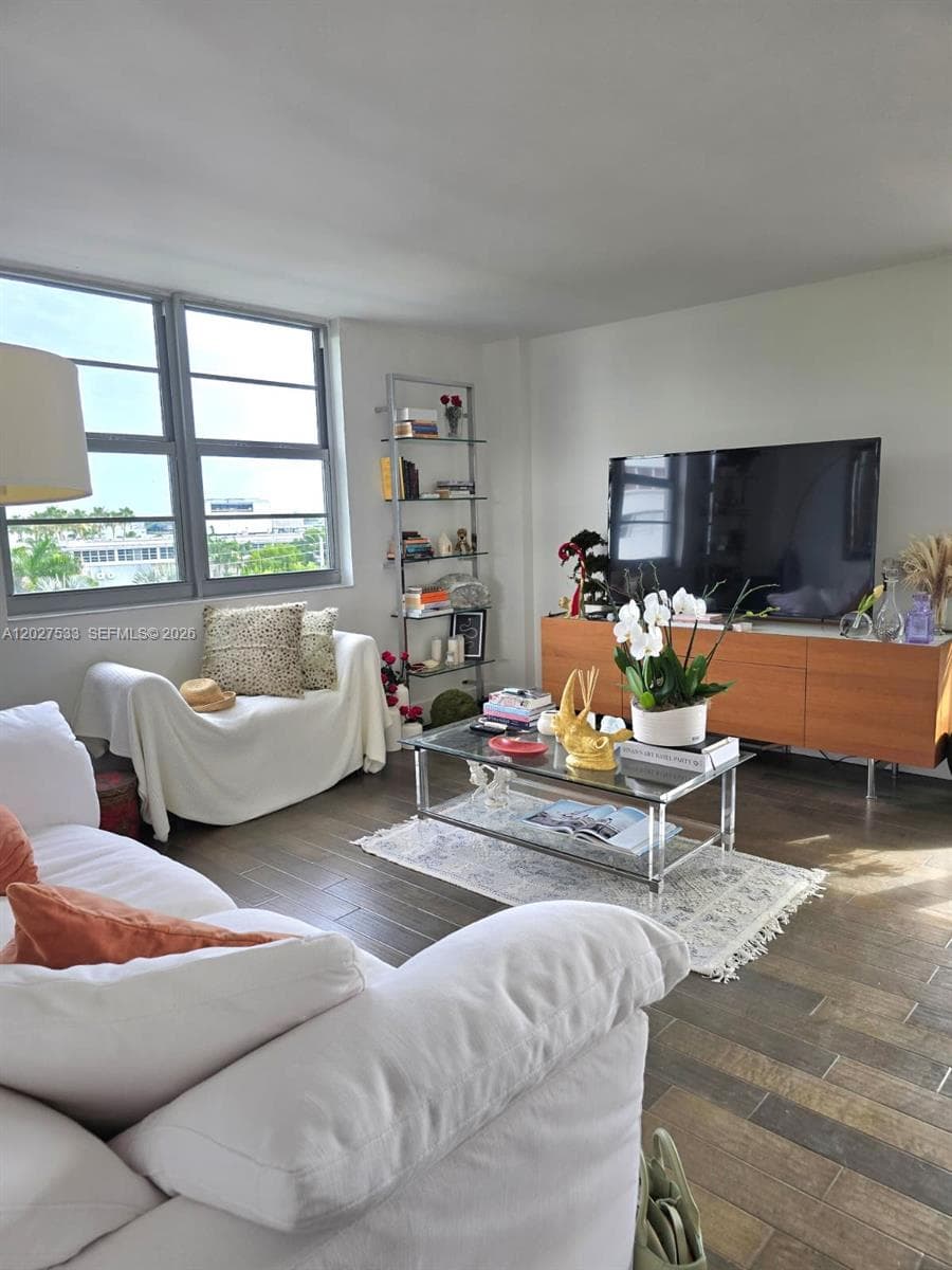 5 Island Ave # 5J, Miami Beach FL 33139 — 10