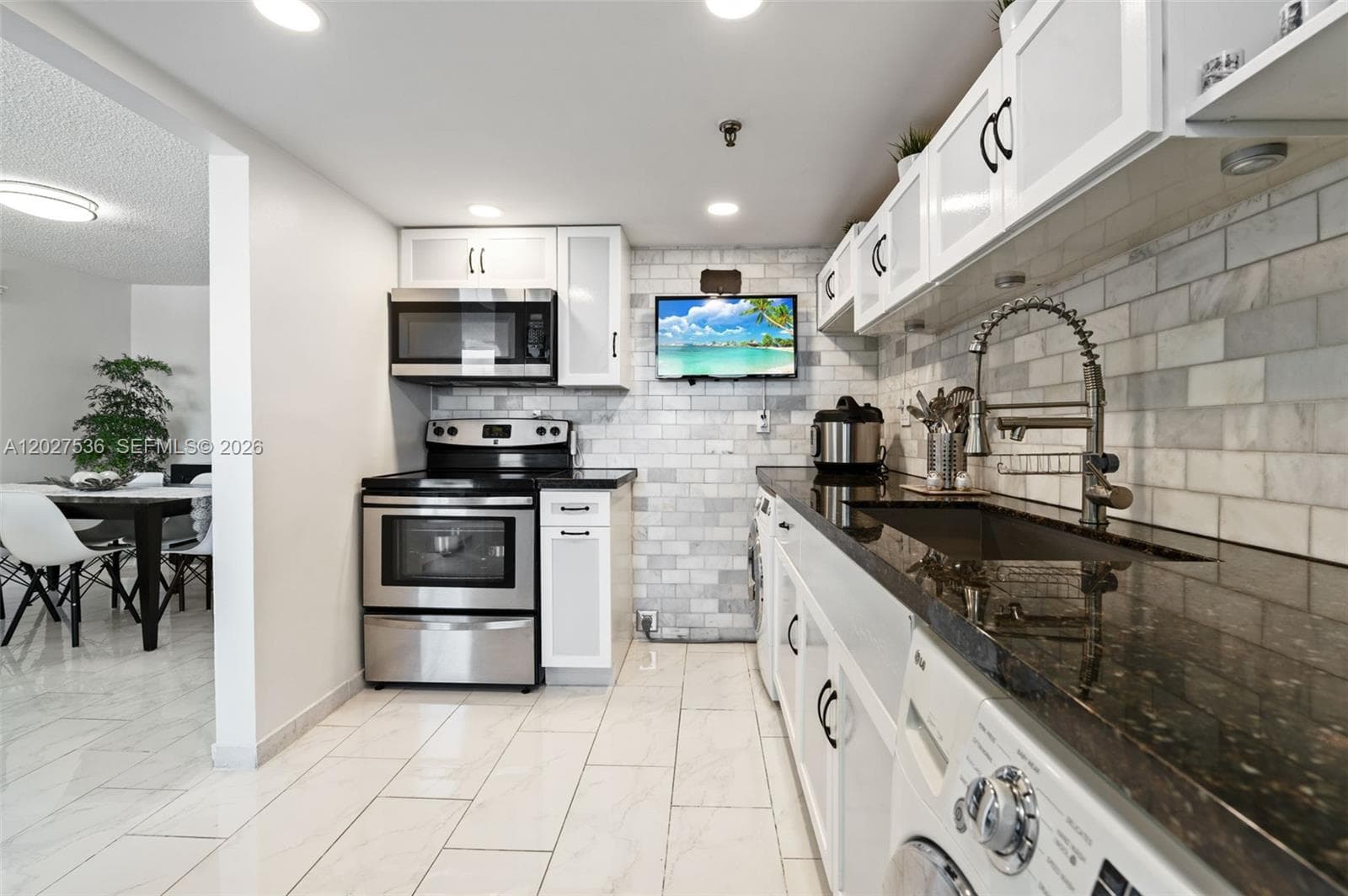 17890 W Dixie Hwy # 603, North Miami Beach FL 33160 — 21