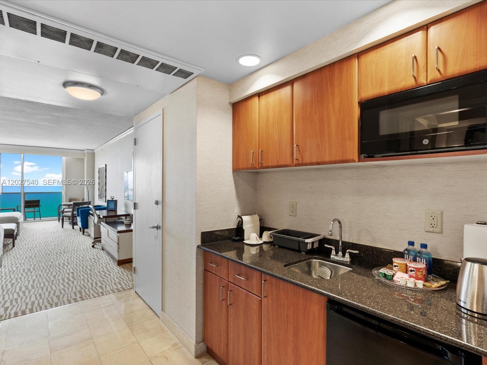 18001 Collins Ave # 2511, Sunny Isles Beach FL 33160 — 2