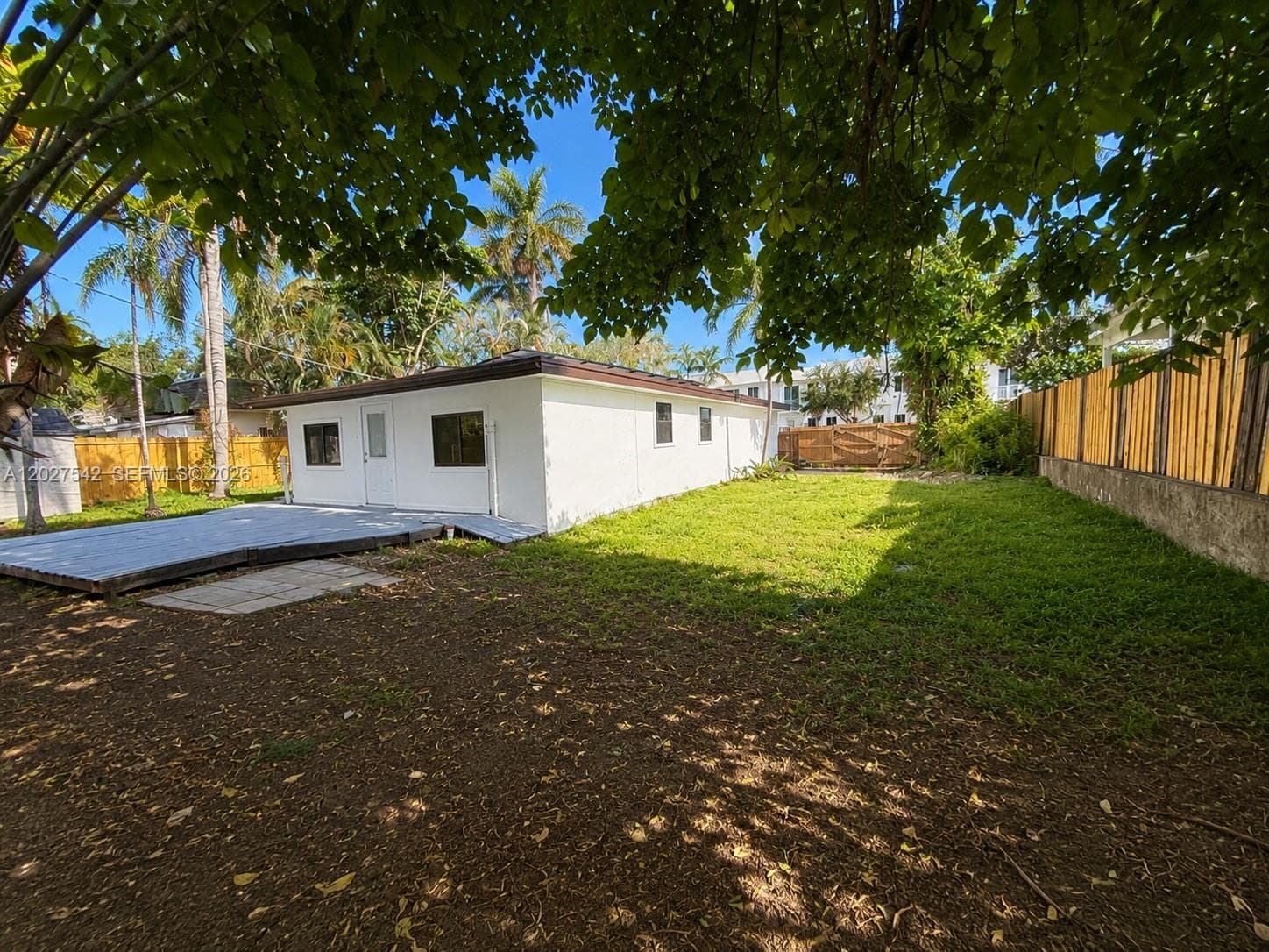 2627 NE 213th St, Miami FL 33180 — 12