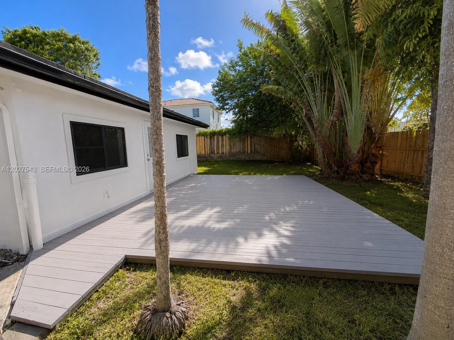 2627 NE 213th St, Miami FL 33180 — 14
