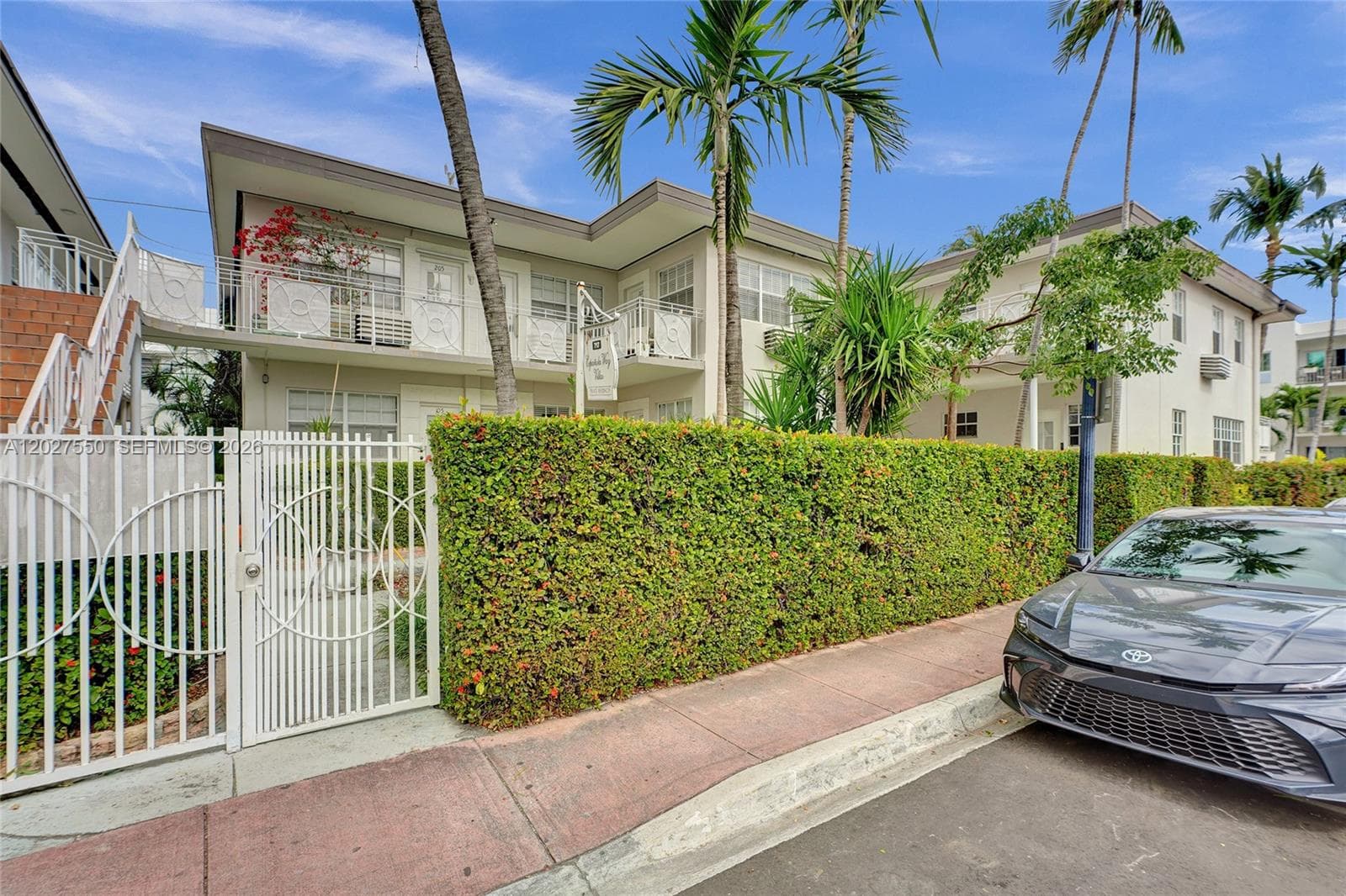 717 Espanola Way # 204, Miami Beach FL 33139 — 40