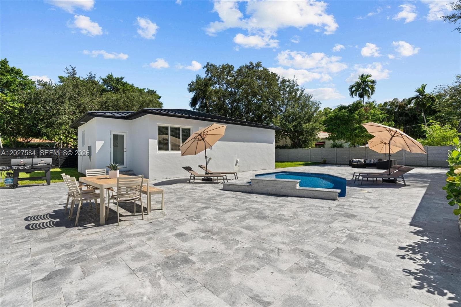 26 NE 88th St, El Portal FL 33138 — 22