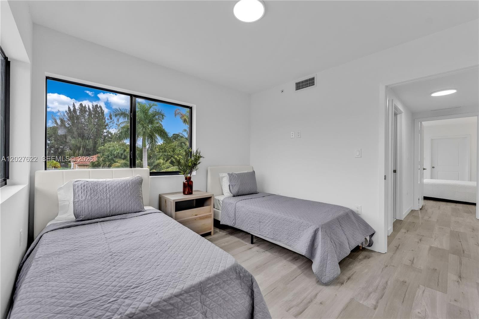 155 NW 160TH ST # 5, North Miami Beach FL 33169 — 17