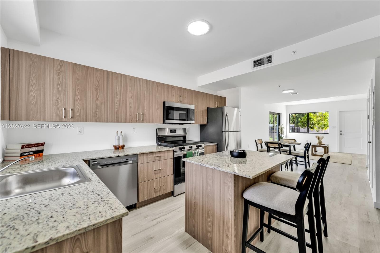 155 NW 160TH ST # 5, North Miami Beach FL 33169 — 1
