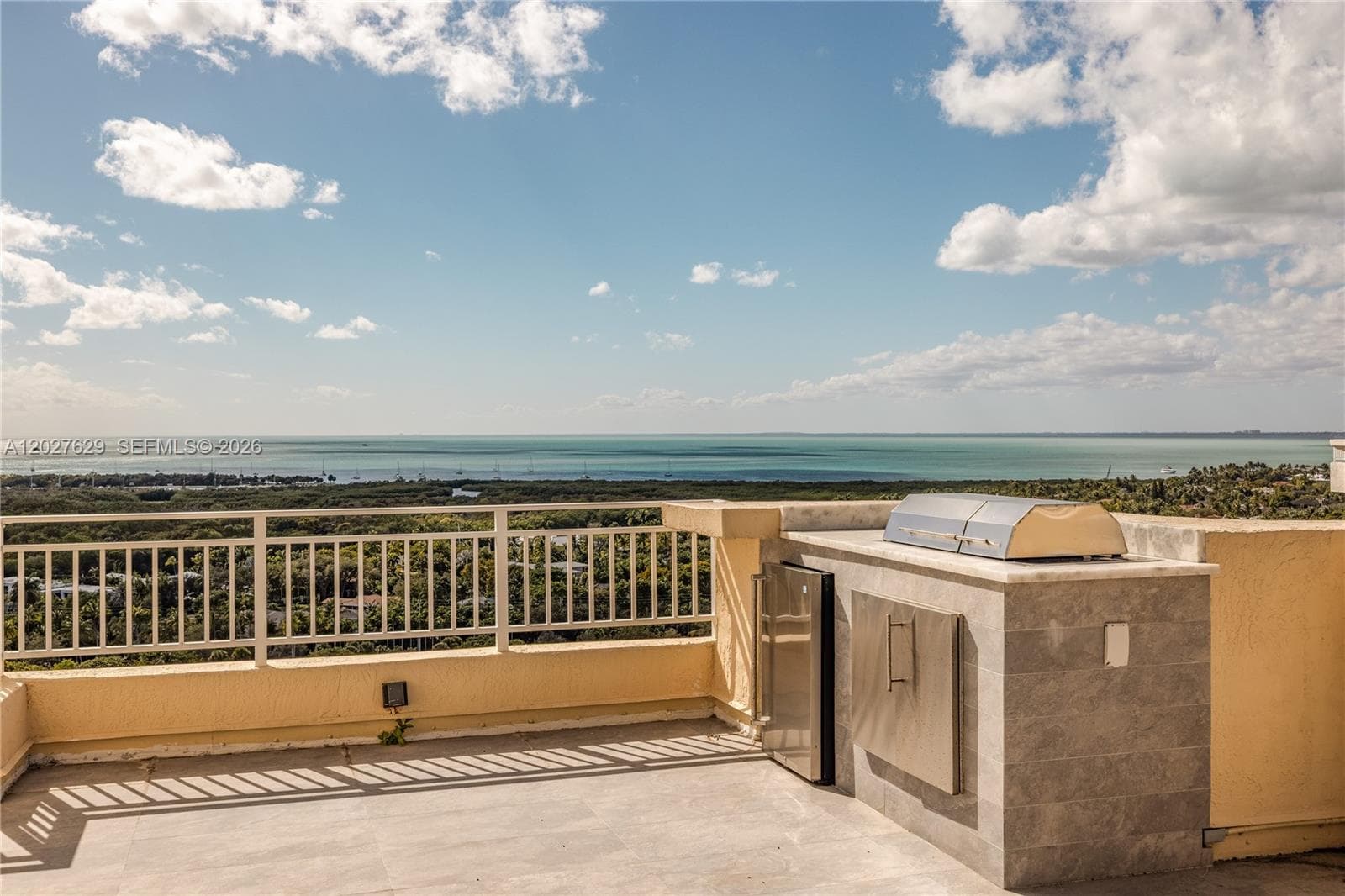799 Crandon Blvd # 8, Key Biscayne FL 33149 — 34