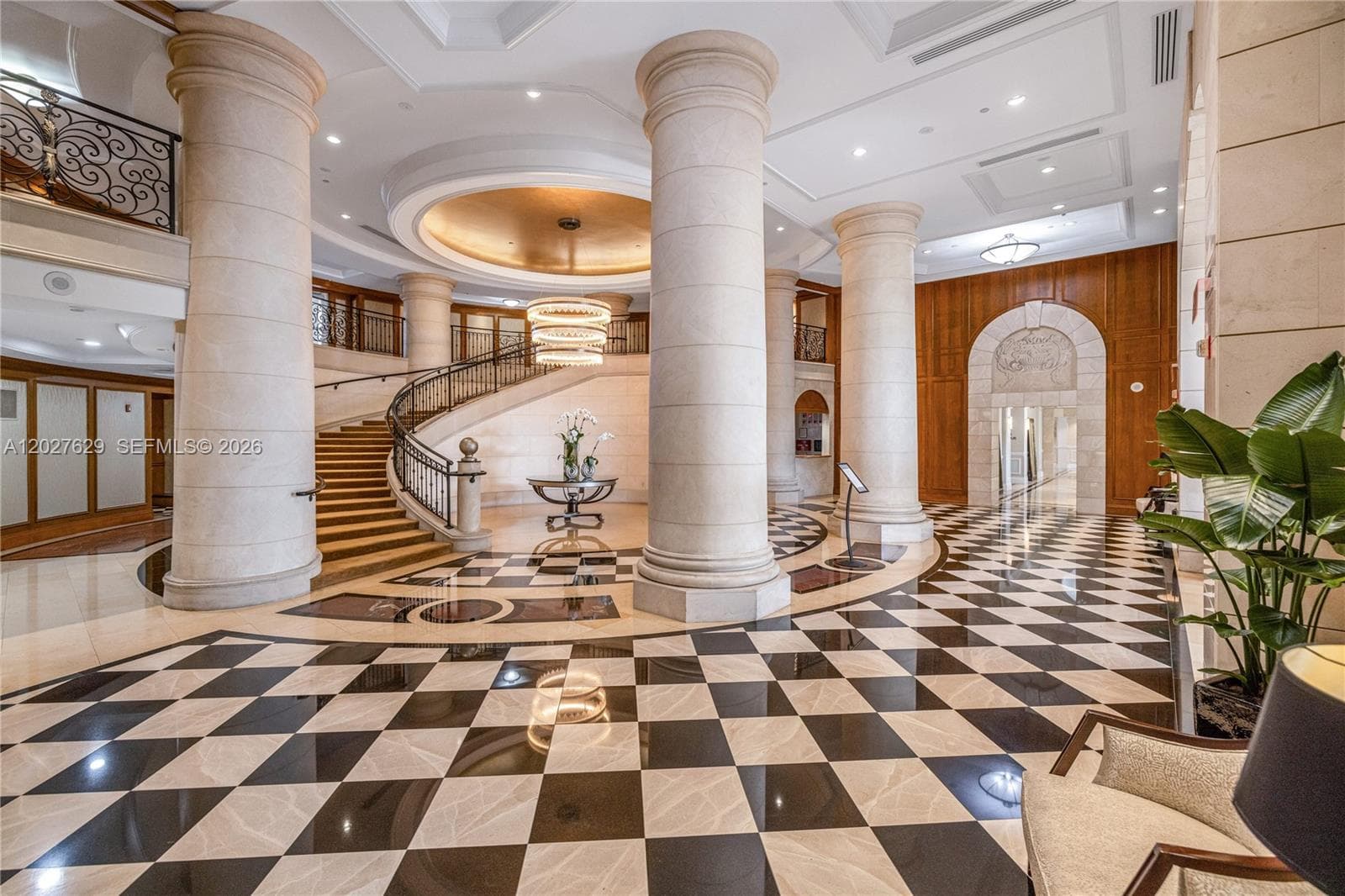799 Crandon Blvd # 8, Key Biscayne FL 33149 — 35
