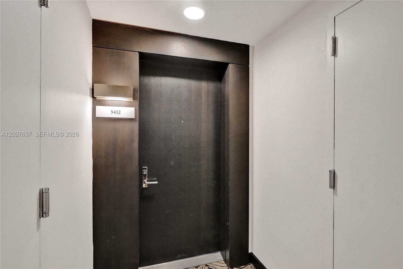 900 Biscayne Blvd # 5412, Miami FL 33132 — 50