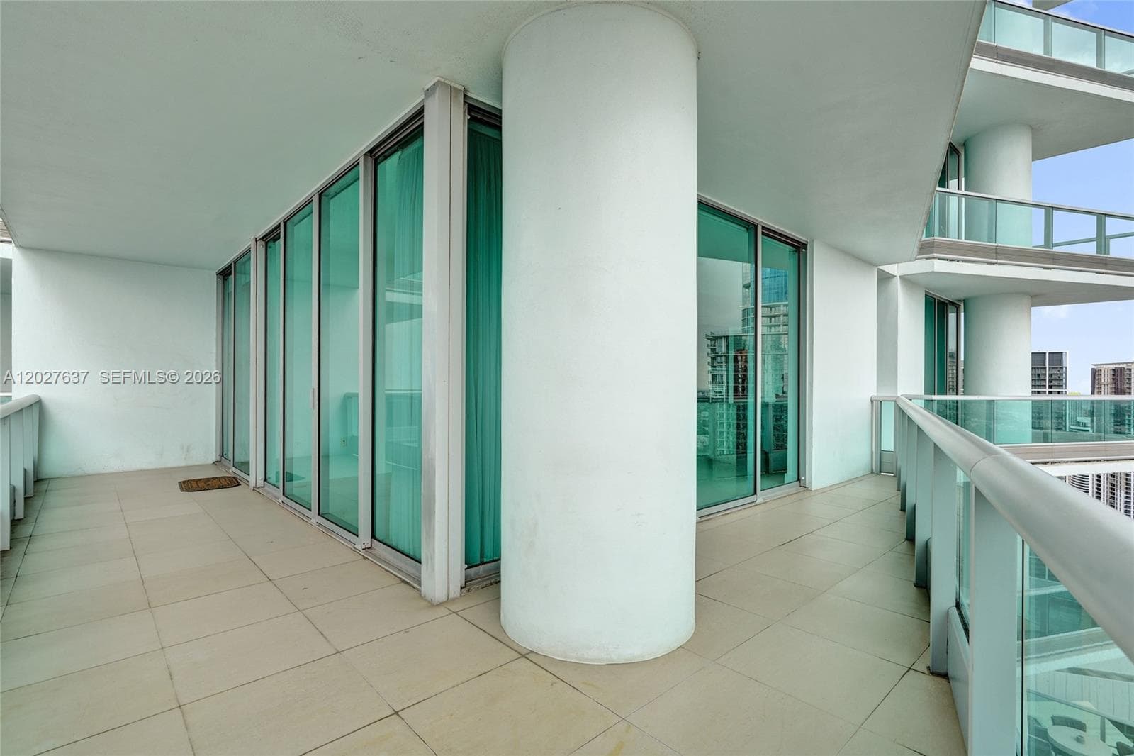 900 Biscayne Blvd # 5412, Miami FL 33132 — 37