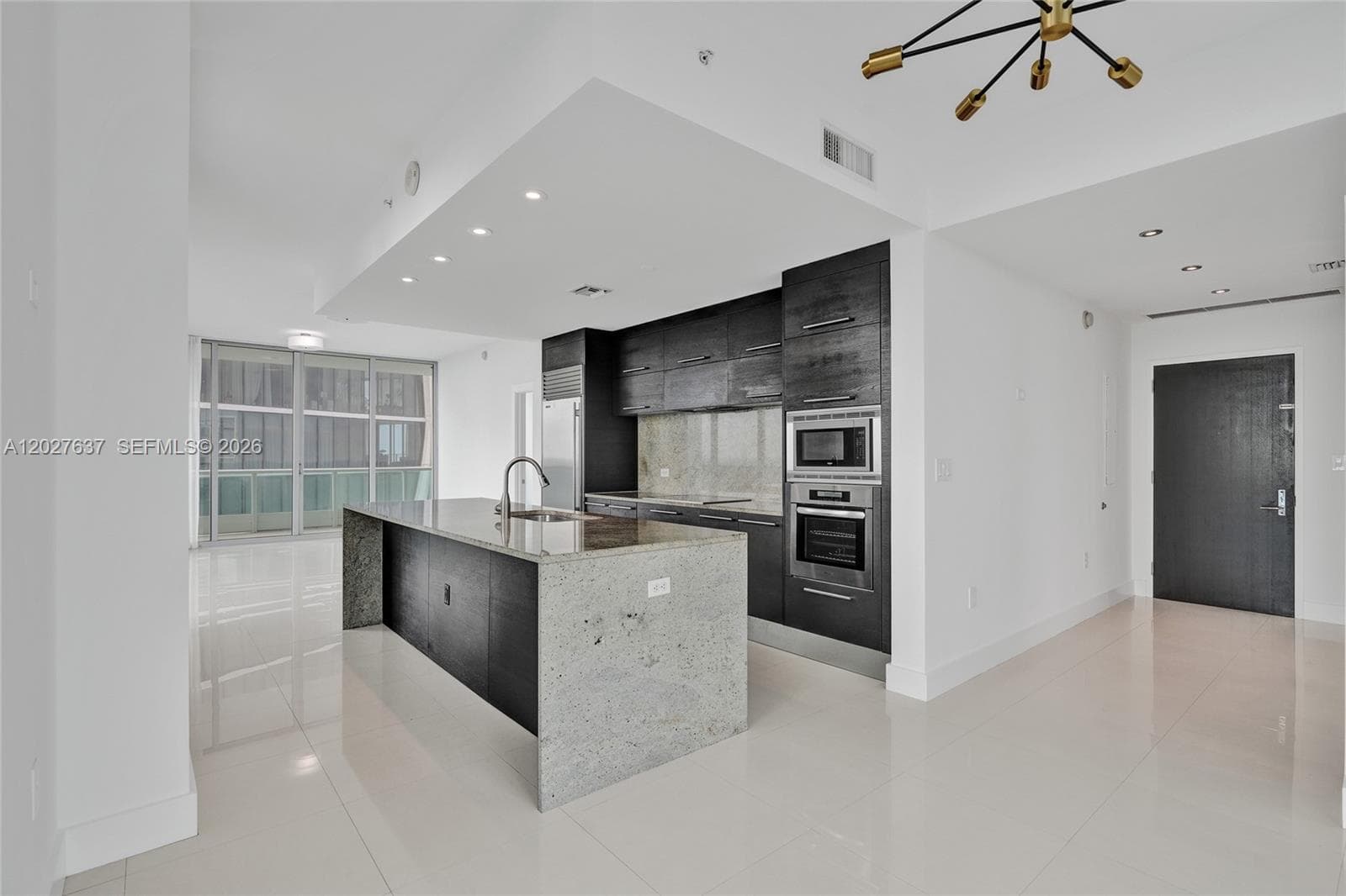 900 Biscayne Blvd # 5412, Miami FL 33132 — 19