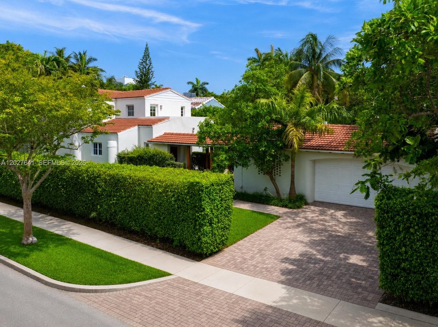 1776 Michigan Ave, Miami Beach FL 33139 — 2