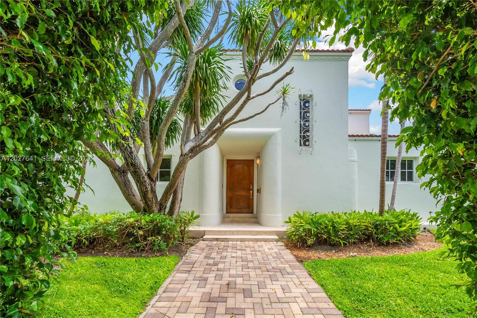 1776 Michigan Ave, Miami Beach FL 33139 — 1