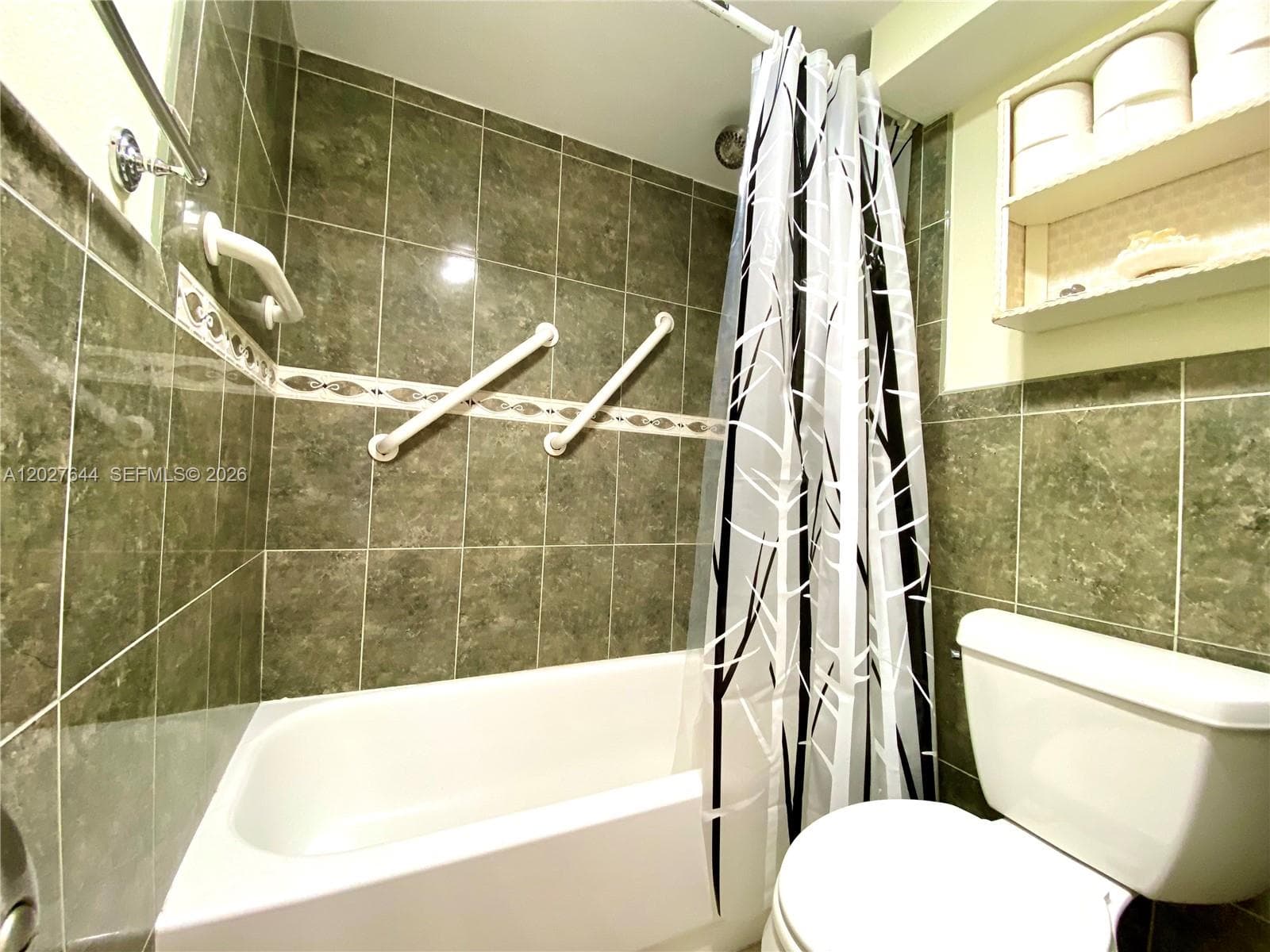20505 E Country Club Dr # 233, Aventura FL 33180 — 20