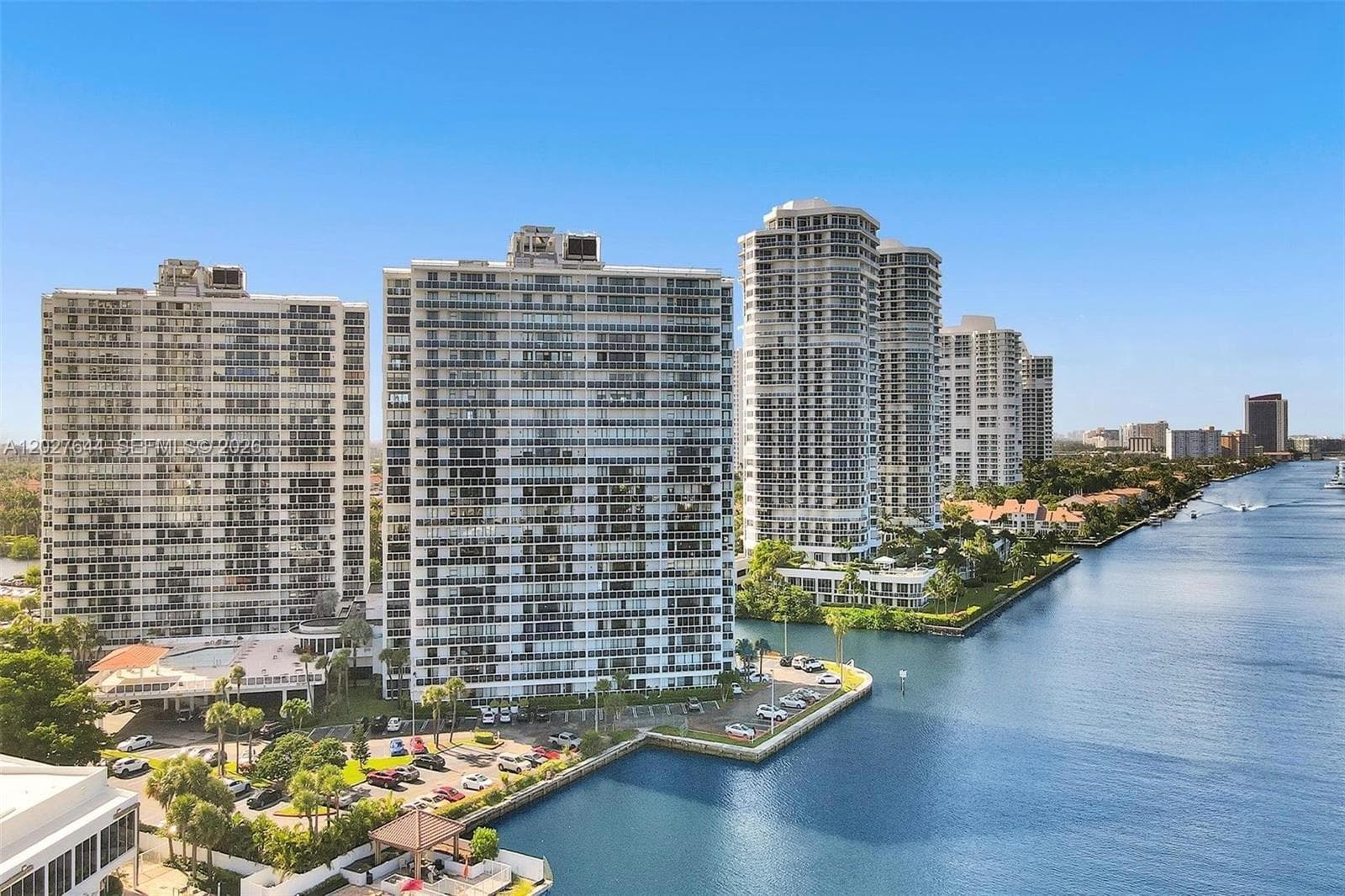 20505 E Country Club Dr # 233, Aventura FL 33180 — 34