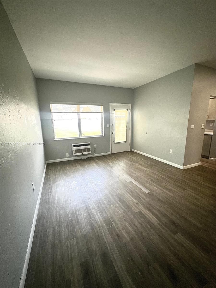 710 Meridian Ave # 9, Miami Beach FL 33139 — 1