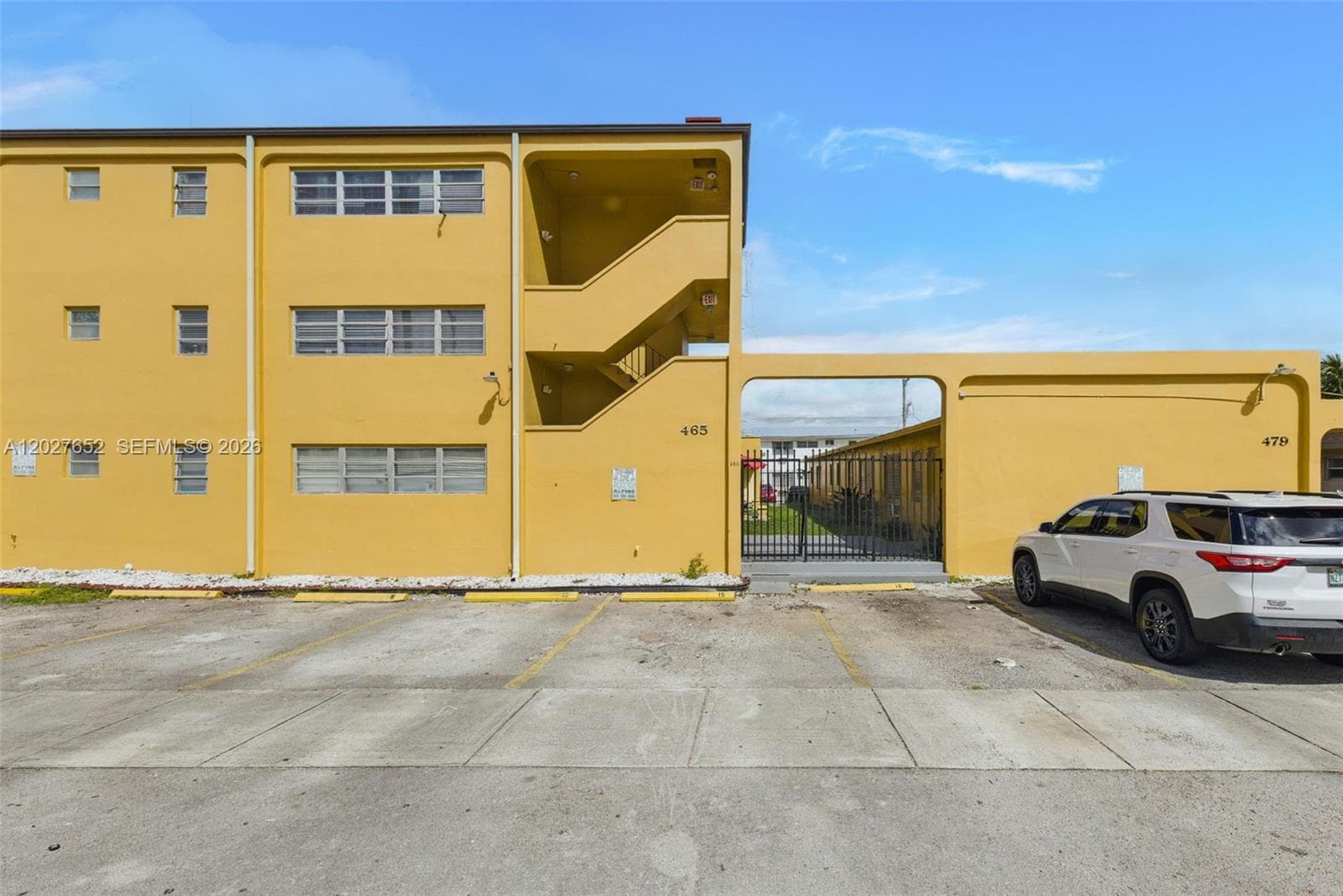 465 E 28th St # 12A, Hialeah FL 33013 — 3