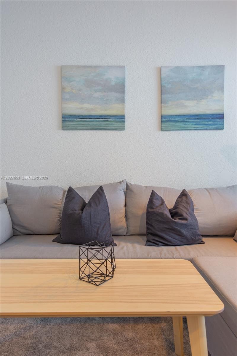 5445 Collins Ave # 1105, Miami Beach FL 33140 — 21