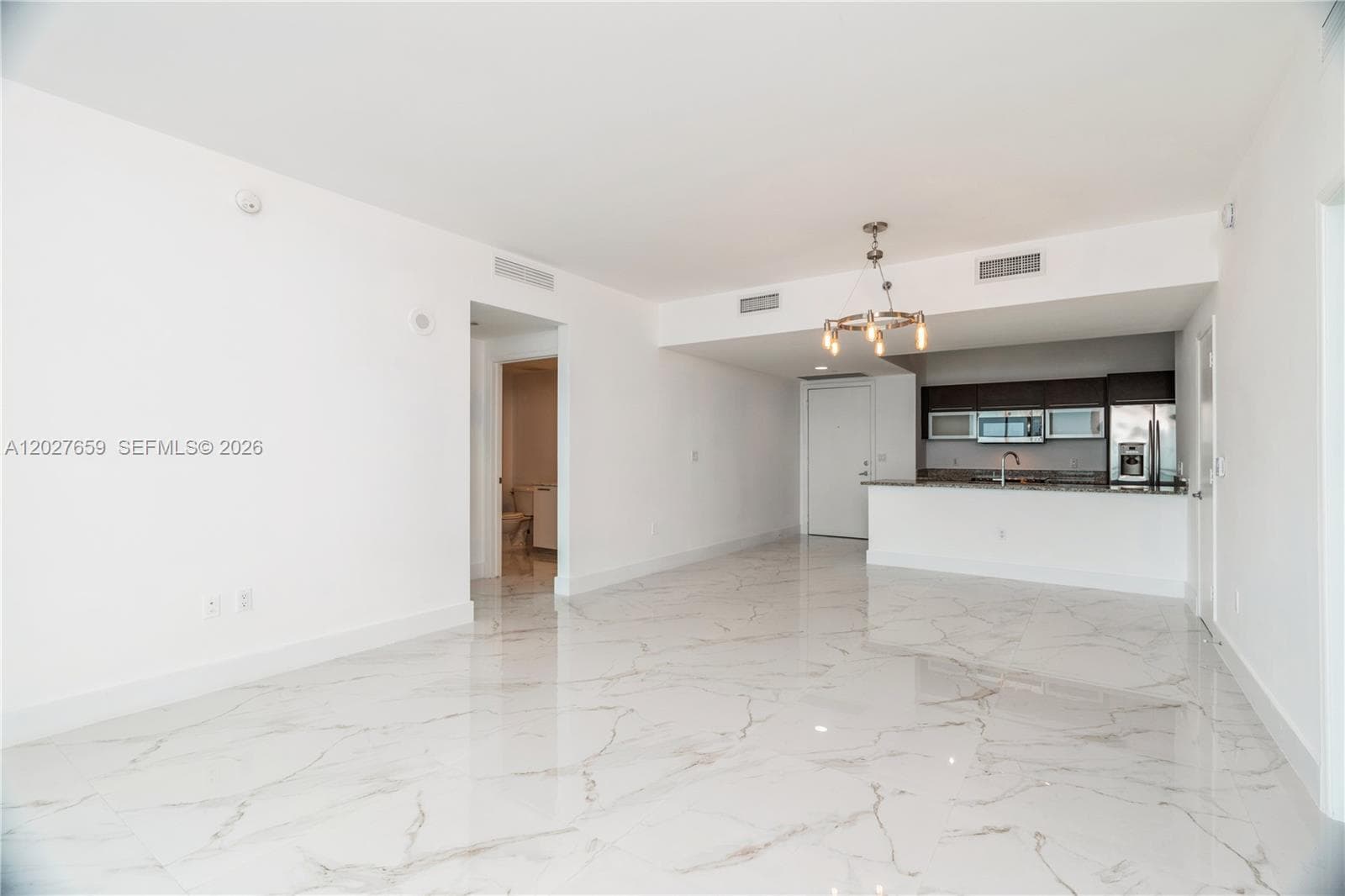 951 Brickell Ave # 3706, Miami FL 33131 — 12