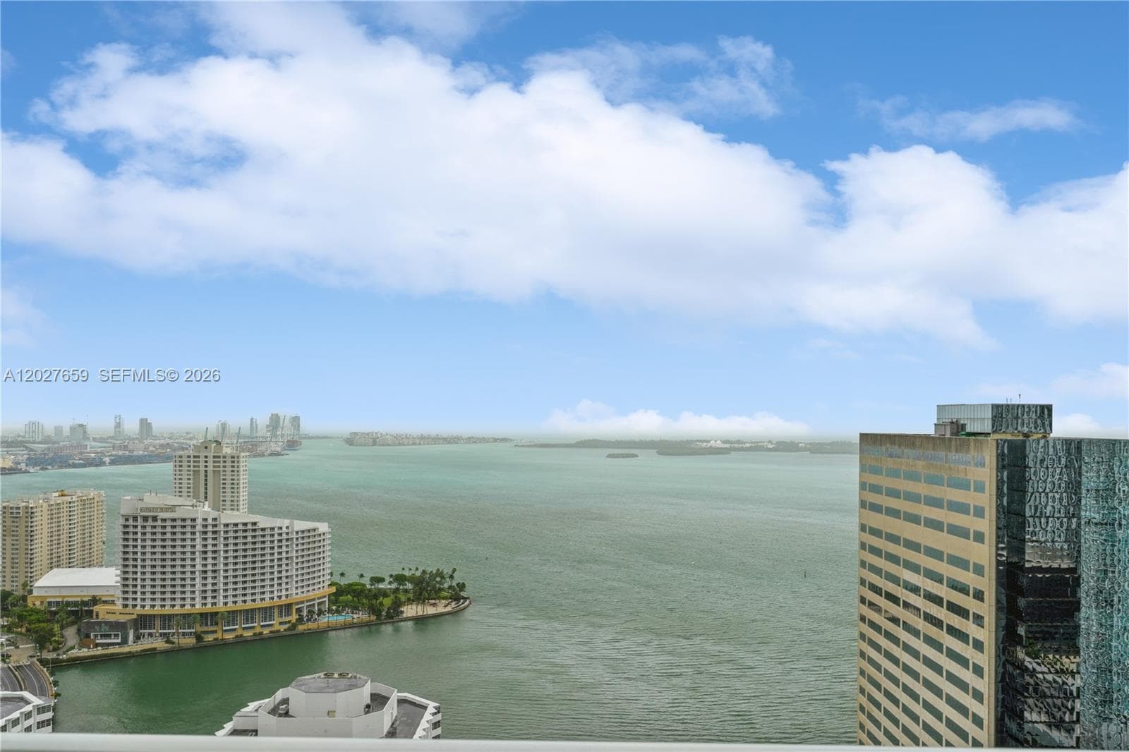 951 Brickell Ave # 3706, Miami FL 33131 — 1
