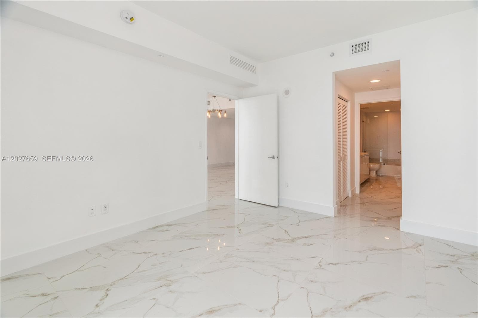 951 Brickell Ave # 3706, Miami FL 33131 — 20