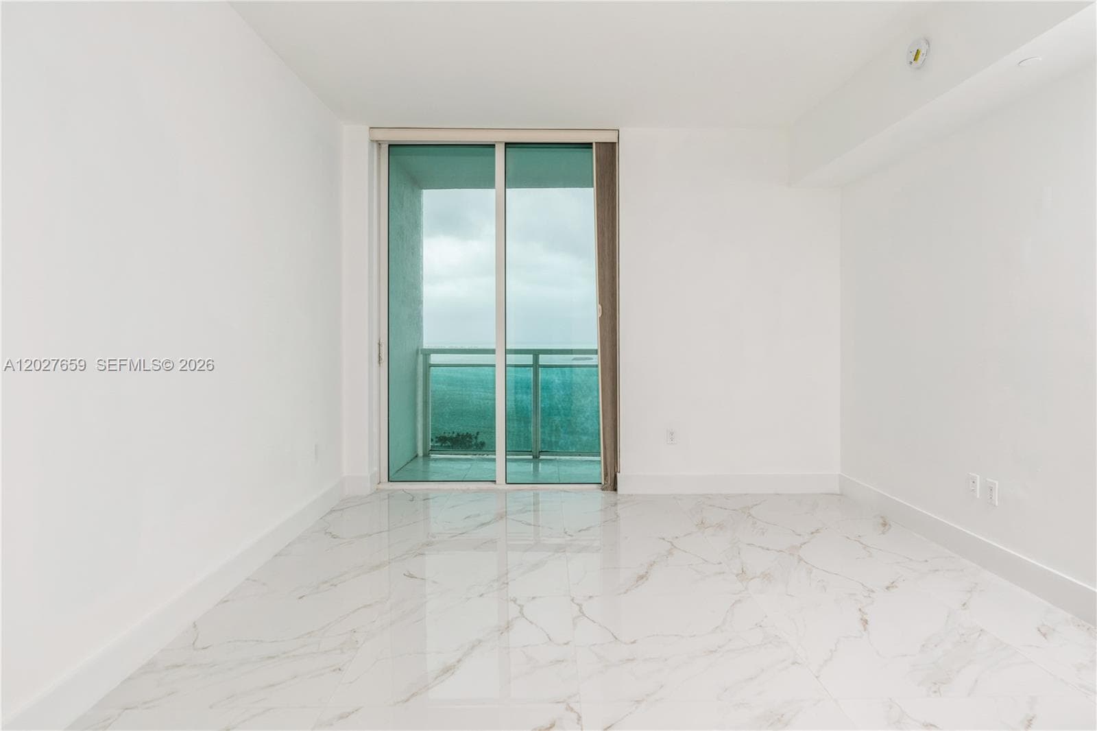 951 Brickell Ave # 3706, Miami FL 33131 — 15