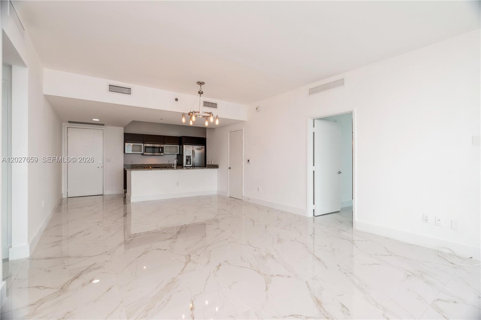 951 Brickell Ave # 3706, Miami FL 33131 — 11