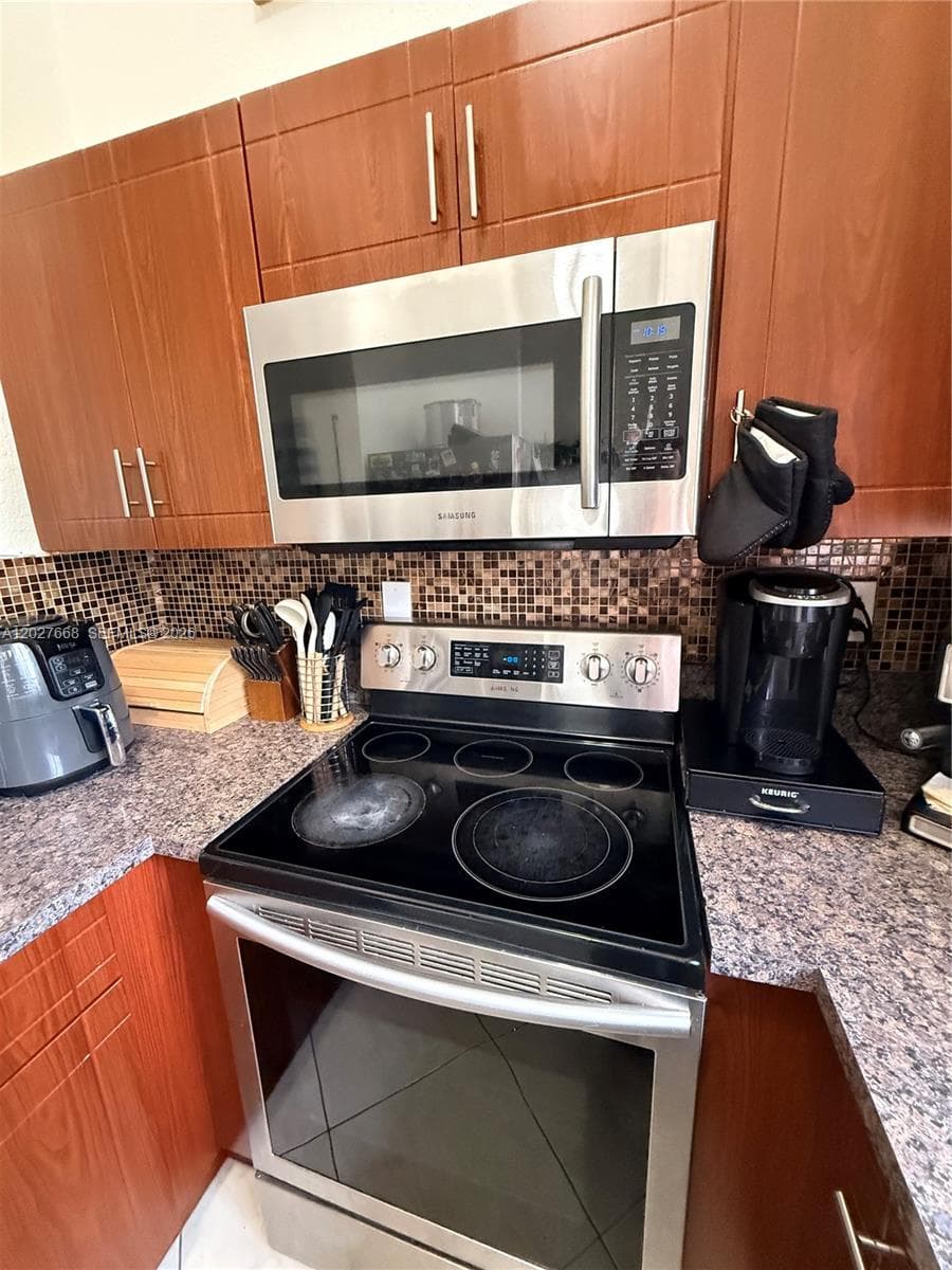 340 E 5th St # 202, Hialeah FL 33010 — 13