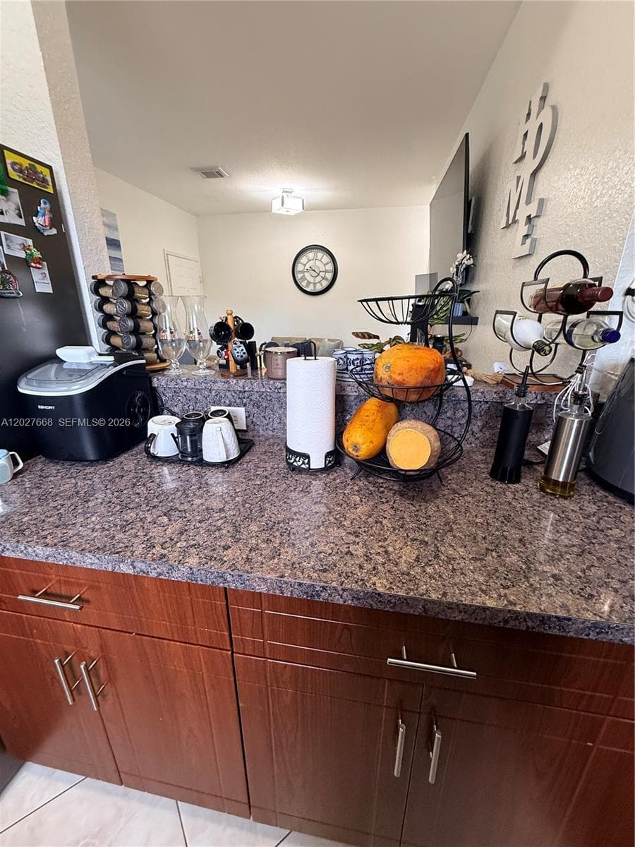340 E 5th St # 202, Hialeah FL 33010 — 24