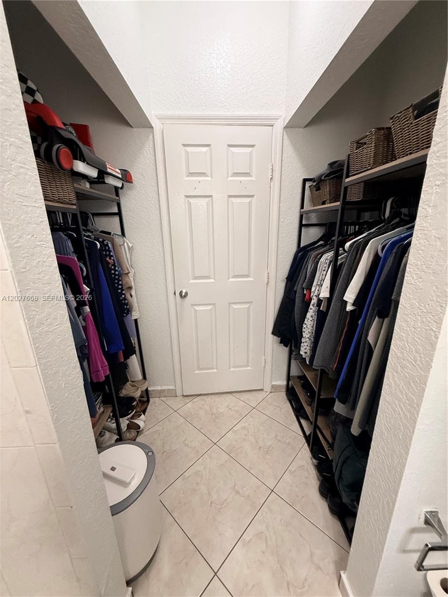 340 E 5th St # 202, Hialeah FL 33010 — 33
