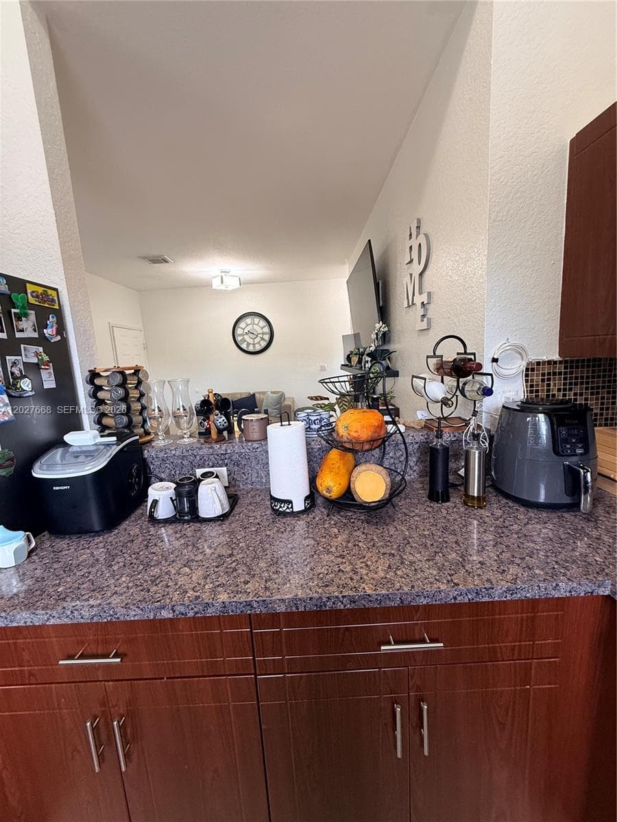 340 E 5th St # 202, Hialeah FL 33010 — 15