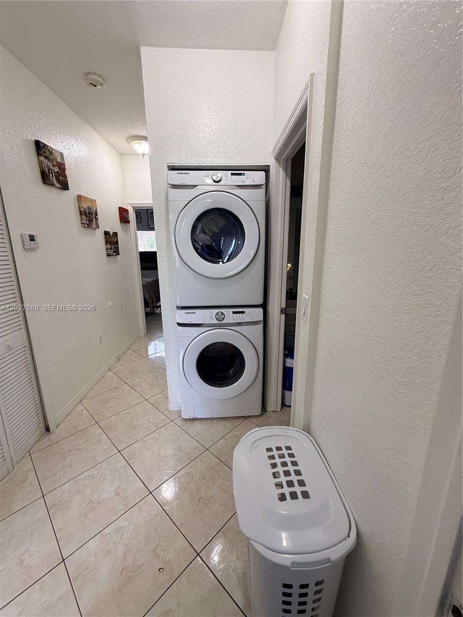 340 E 5th St # 202, Hialeah FL 33010 — 48