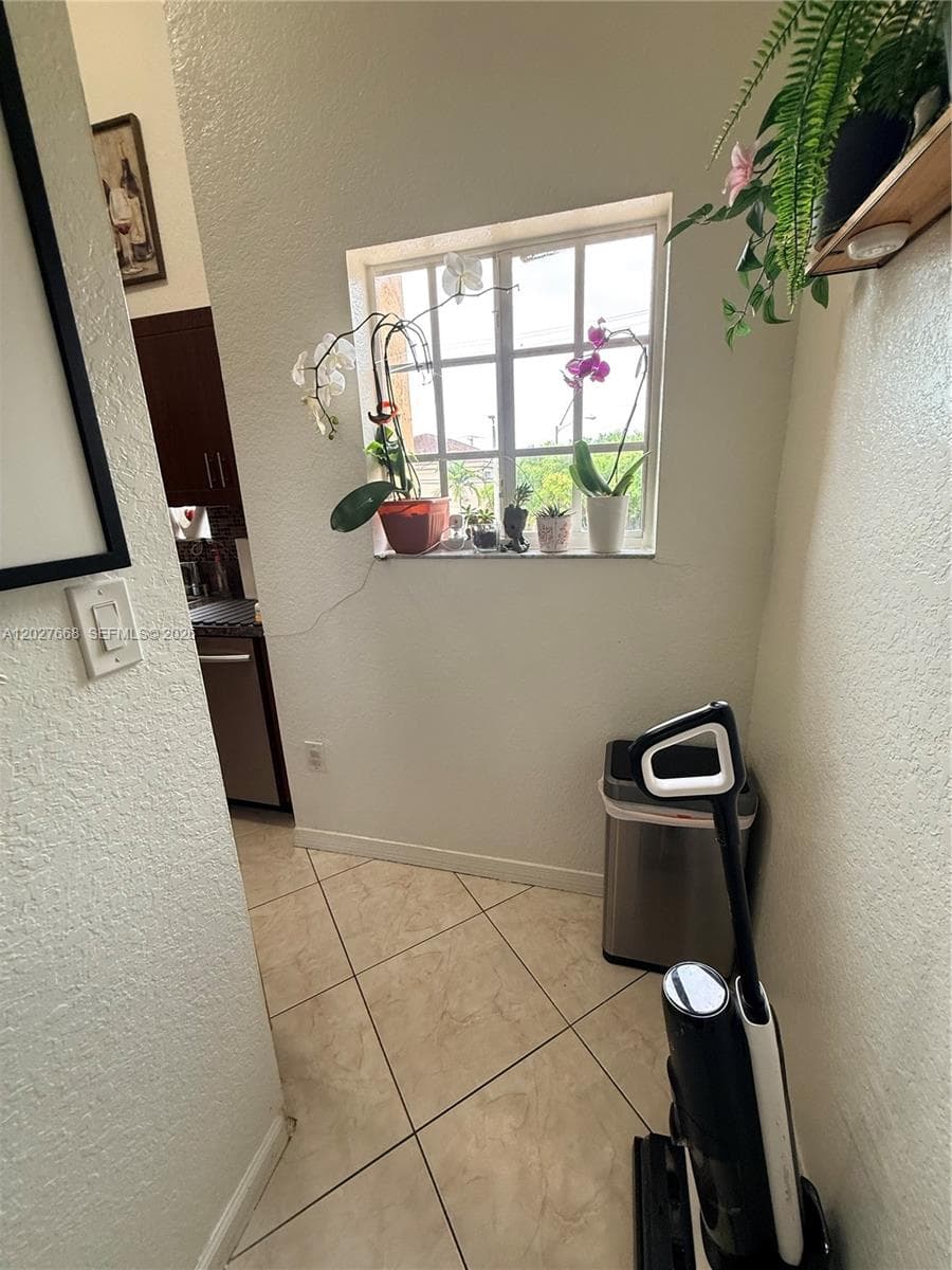 340 E 5th St # 202, Hialeah FL 33010 — 19