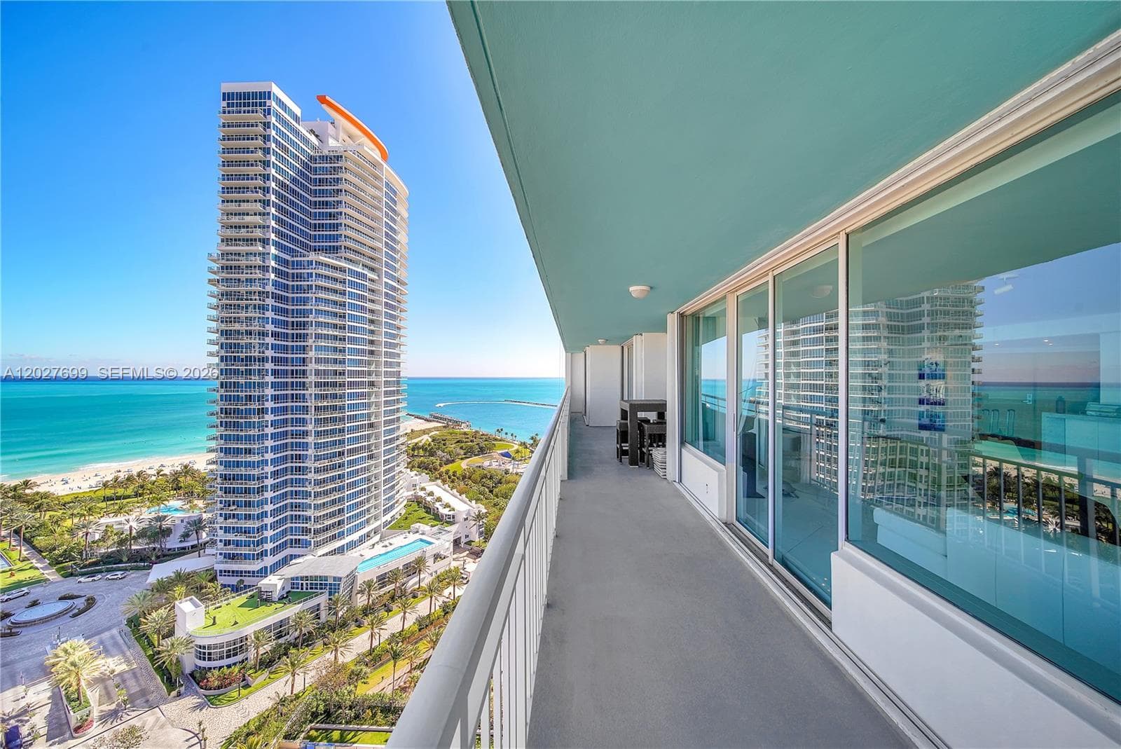 400 S Pointe Dr # 2310, Miami Beach FL 33139 — 23