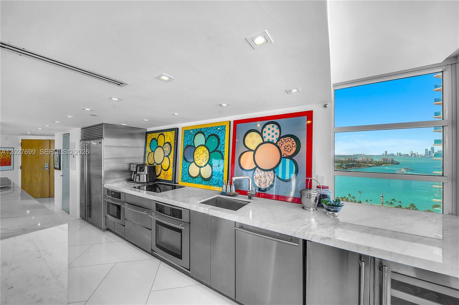 400 S Pointe Dr # 2310, Miami Beach FL 33139 — 9