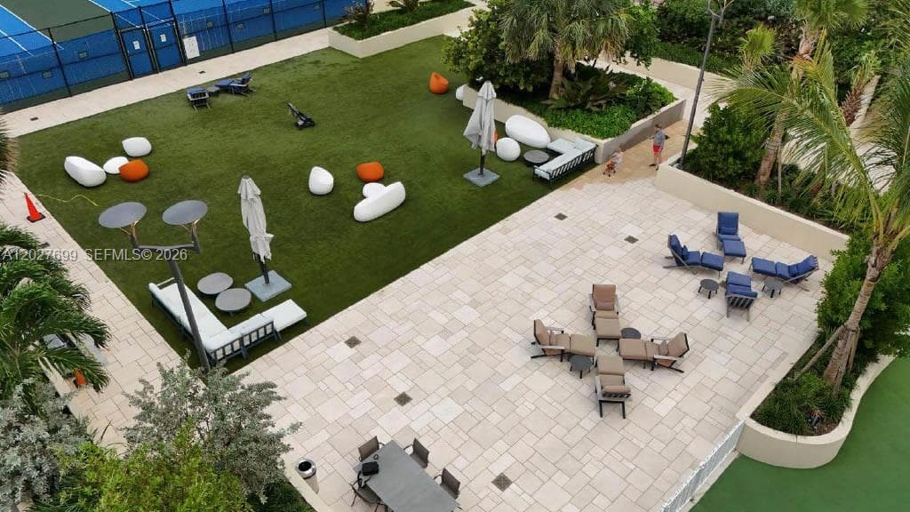 400 S Pointe Dr # 2310, Miami Beach FL 33139 — 38