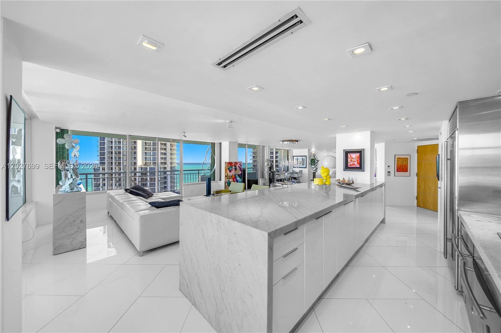 400 S Pointe Dr # 2310, Miami Beach FL 33139 — 14