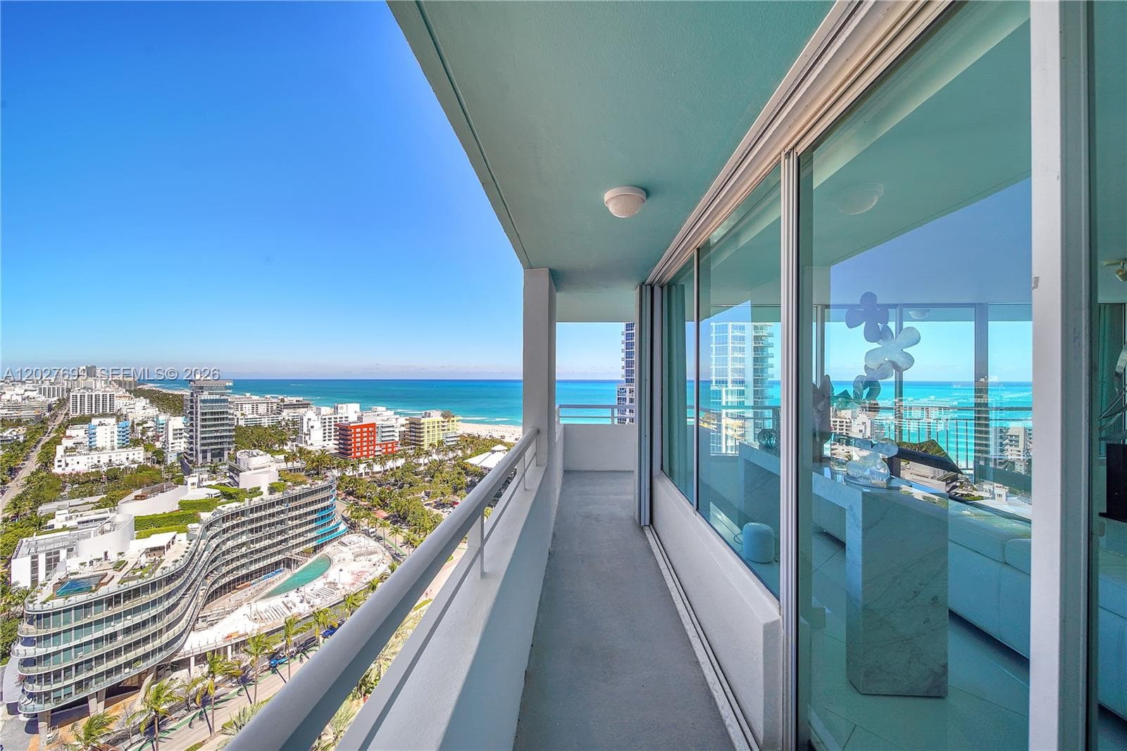 400 S Pointe Dr # 2310, Miami Beach FL 33139 — 15