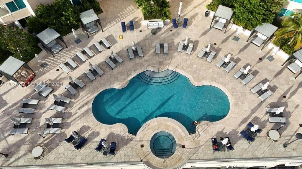 400 S Pointe Dr # 2310, Miami Beach FL 33139 — 29