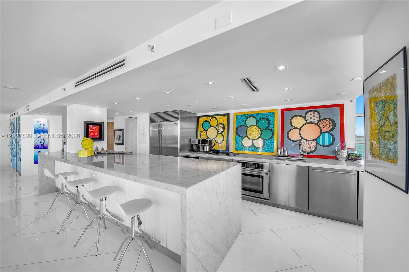 400 S Pointe Dr # 2310, Miami Beach FL 33139 — 8